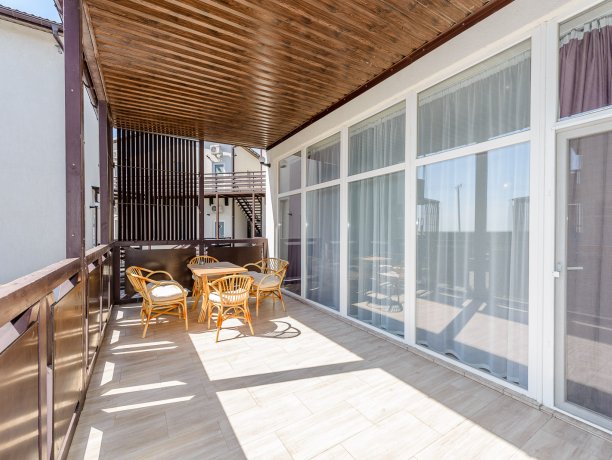 Shale №4 двухкомнатный, база отдыха «Azov le Chalet», Кирилловка. Фото 8