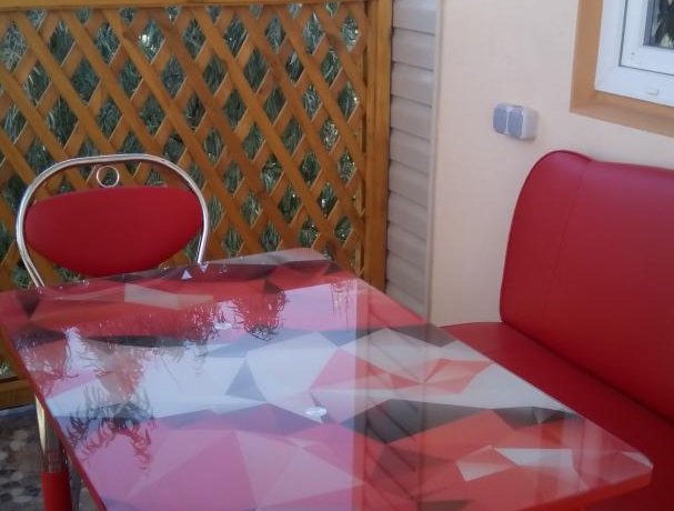 Люкс 8-1 (две спальни) двухкомнатный, база отдыха «Орион», Кирилловка. Фото 2