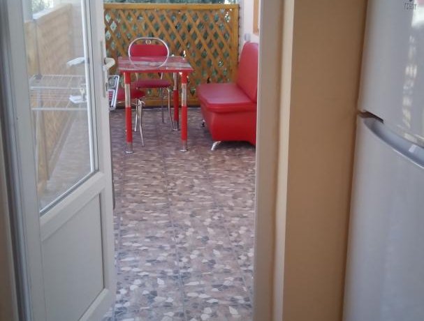 Люкс 8-1 (две спальни) двухкомнатный, база отдыха «Орион», Кирилловка. Фото 5