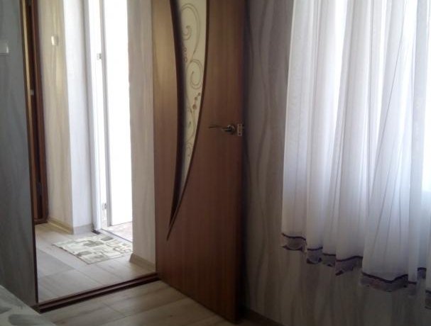 Люкс 8-2 двухкомнатный, база отдыха «Орион», Кирилловка. Фото 10