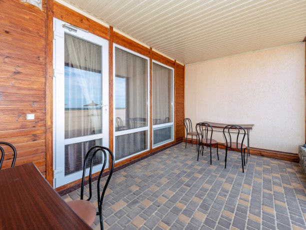 Апартаменты №5 Della Luna (море) трехкомнатный, гостиничный комплекс «Tropicanka Resort Hotel», Кирилловка. Фото 1