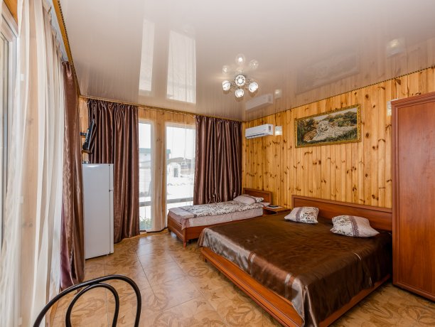 Студия №3 Della Luna (море) однокомнатный, гостиничный комплекс «Tropicanka Resort Hotel», Кирилловка. Фото 3