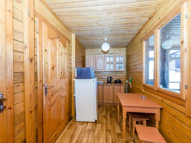 Бунгало №2 (вид на бассейн) двухкомнатный, гостиничный комплекс «Tropicanka Resort Hotel», Кирилловка. Фото 6