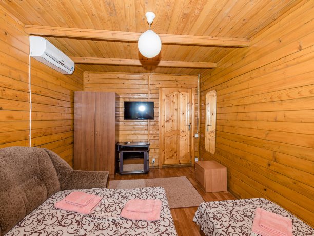 Бунгало №2 (вид на бассейн) двухкомнатный, гостиничный комплекс «Tropicanka Resort Hotel», Кирилловка. Фото 10