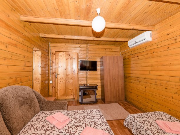 Бунгало №2 (вид на бассейн) двухкомнатный, гостиничный комплекс «Tropicanka Resort Hotel», Кирилловка. Фото 13