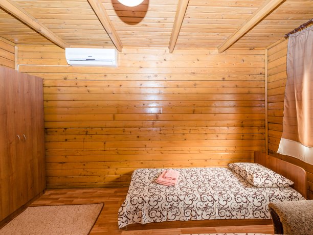 Бунгало №2 (вид на бассейн) двухкомнатный, гостиничный комплекс «Tropicanka Resort Hotel», Кирилловка. Фото 14