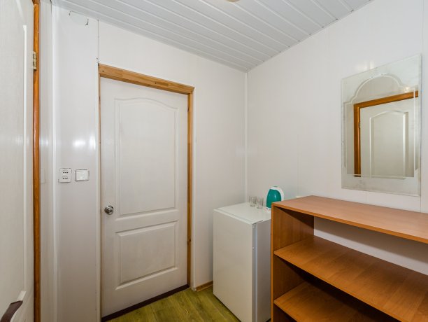 Стандарт 19 (вид на бассейн) однокомнатный, гостиничный комплекс «Tropicanka Resort Hotel», Кирилловка. Фото 4