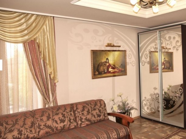 Люкс №1 (кот. 1) , база отдыха «Мир», Кирилловка. Фото 3