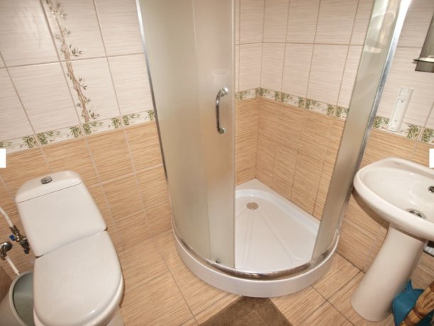 Люкс №2 (кот. 1) , база отдыха «Мир», Кирилловка. Фото 5