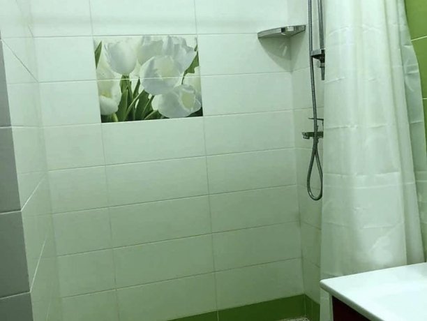 Люкс №1 (корп. 7) двухкомнатный, база отдыха «Мир», Кирилловка. Фото 8