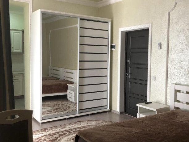 Люкс №6 (корп. 7) однокомнатный, база отдыха «Мир», Кирилловка. Фото 5