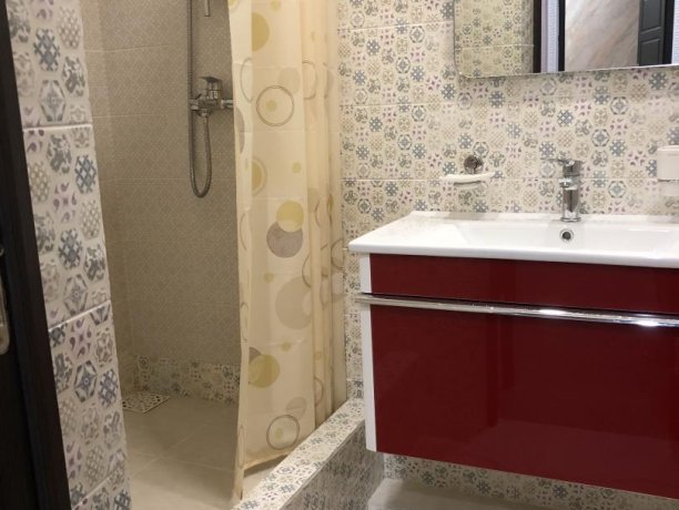 Люкс №3 (корп. 7) однокомнатный, база отдыха «Мир», Кирилловка. Фото 5