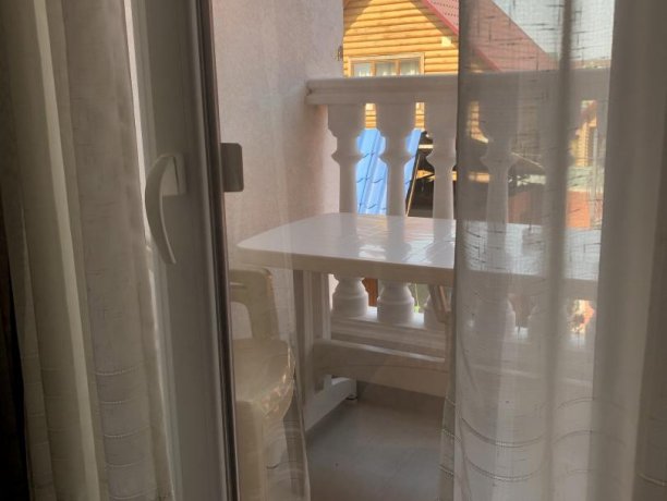 Люкс №5 (корп. 7) однокомнатный, база отдыха «Мир», Кирилловка. Фото 6