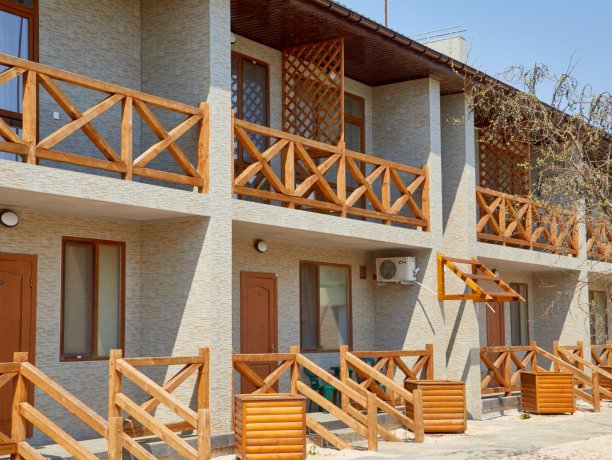 Апартаменты вид на море №66 (корп. 1) двухкомнатный, база отдыха «Автомобилист», Кирилловка. Фото 4