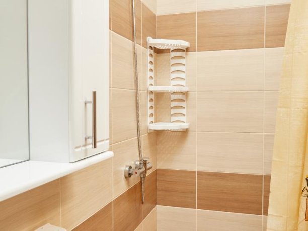 Люкс-студио терраса №76 (корп. 2) однокомнатный, база отдыха «Автомобилист», Кирилловка. Фото 5