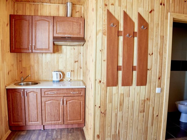 Апартаменты-студио №43 (корп. 3) двухкомнатный, база отдыха «Автомобилист», Кирилловка. Фото 9