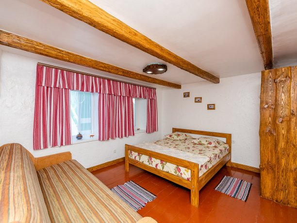 Люкс Батькiвська Хата №1 трехкомнатный, частный сектор «Гостевой Дом «Батькивська Хата»», Кирилловка. Фото 9