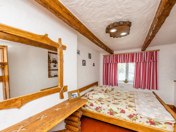 Люкс Батькiвська Хата №1 трехкомнатный, частный сектор «Гостевой Дом «Батькивська Хата»», Кирилловка. Фото 7