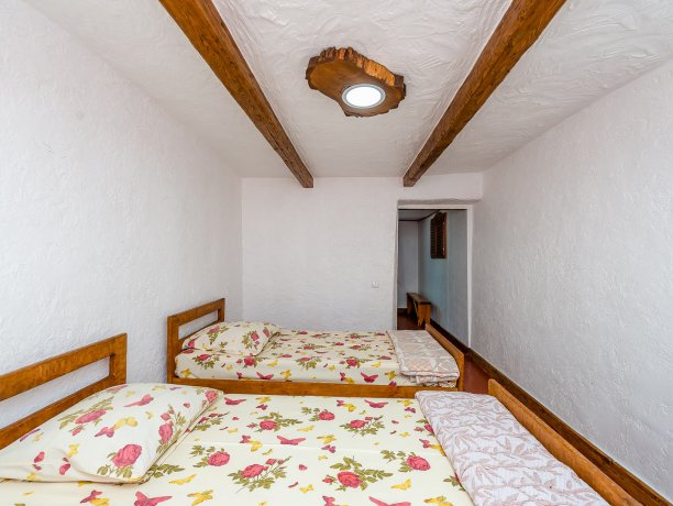 Стандарт Батьківська Хата №2 двухкомнатный, частный сектор «Гостевой Дом «Батькивська Хата»», Кирилловка. Фото 1