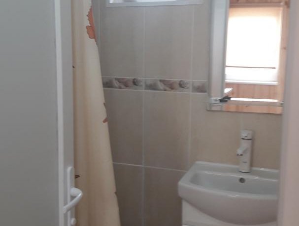 Люкс-студио №2 вид на море однокомнатный, база отдыха «Азов Коралл», Кирилловка. Фото 2