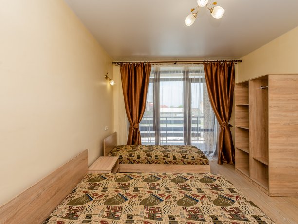 Люкс №14 однокомнатный, гостевой дом «Агат», Кирилловка. Фото 1