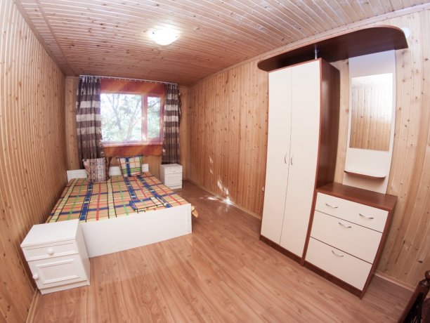 Коттедж №2 трехкомнатный, коттедж «Федотова Коса», Кирилловка. Фото 3