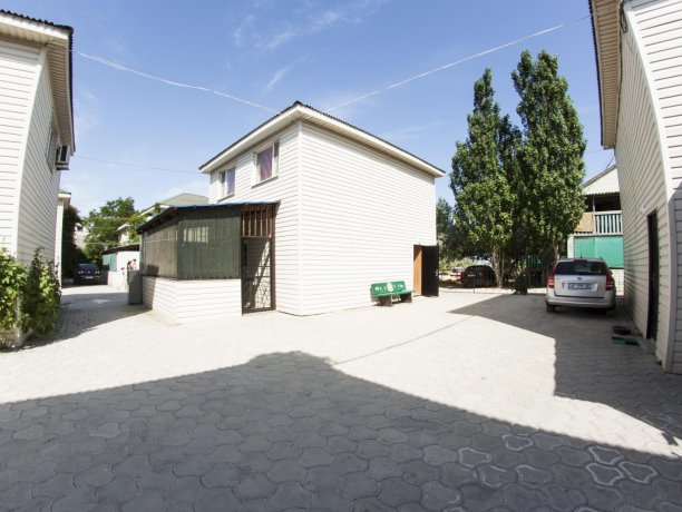 Коттедж №6 трехкомнатный, коттедж «Федотова Коса», Кирилловка. Фото 2