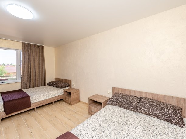 Люкс №7 (1 к.) однокомнатный, гостевой дом «Adamant», Кирилловка. Фото 1