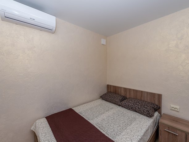 Deluxe №4 (2 к.) однокомнатный, гостевой дом «Adamant», Кирилловка. Фото 3