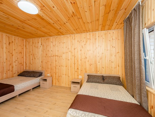 Люкс №10 (2 к.) однокомнатный, гостевой дом «Adamant», Кирилловка. Фото 3