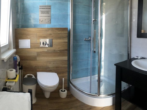 Семейный-люкс 50 двухкомнатный, база отдыха «Azov le Chalet», Кирилловка. Фото 5