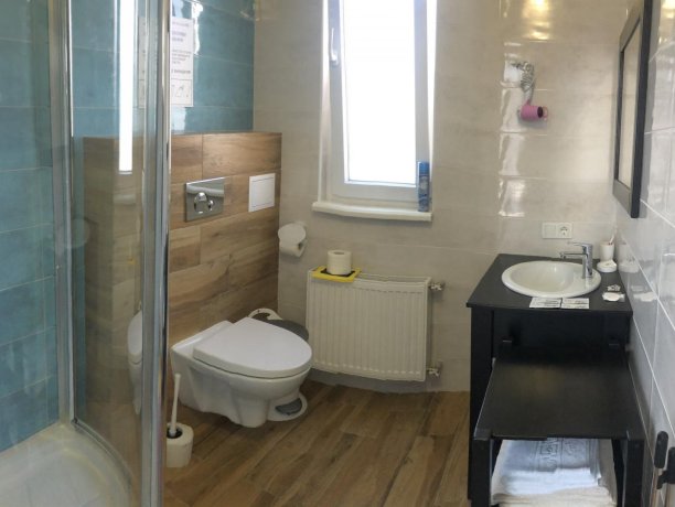 Люкс №52 однокомнатный, база отдыха «Azov le Chalet», Кирилловка. Фото 2