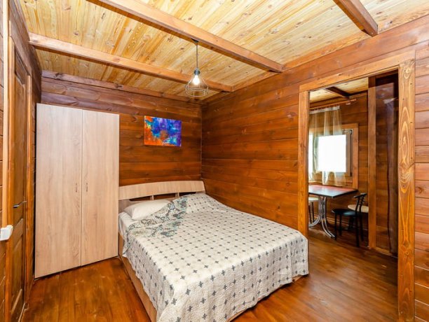 Люкс с кухней, №9 однокомнатный, база отдыха «Нептун», Приморск. Фото 1