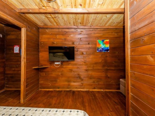 Люкс с кухней, №11 однокомнатный, база отдыха «Нептун», Приморск. Фото 3