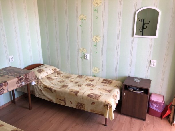 Стандарт №3 (3 м.) однокомнатный, база отдыха «Гостиный двор», Кирилловка. Фото 3