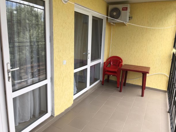 Люкс №32 (3 ком.) трехкомнатный, база отдыха «Гостиный двор», Кирилловка. Фото 14