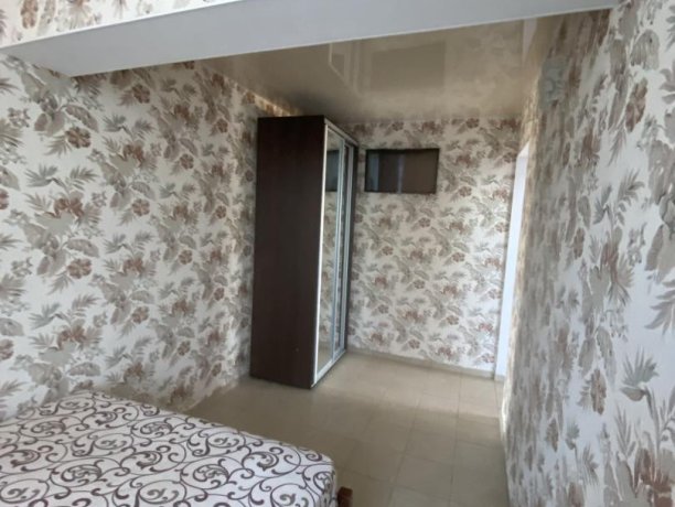 Люкс №43 (2 ком.) двухкомнатный, база отдыха «Гостиный двор», Кирилловка. Фото 8