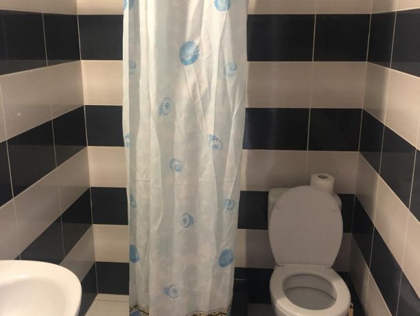 Люкс №50 однокомнатный, база отдыха «Гостиный двор», Кирилловка. Фото 5