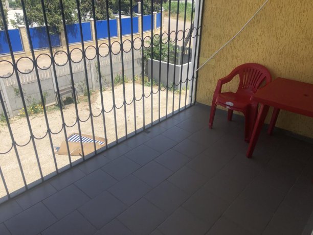 Люкс №58 однокомнатный, база отдыха «Гостиный двор», Кирилловка. Фото 4