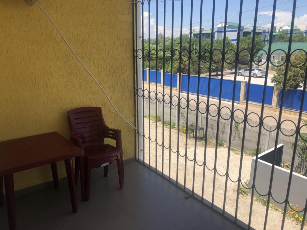 Люкс №61 однокомнатный, база отдыха «Гостиный двор», Кирилловка. Фото 3