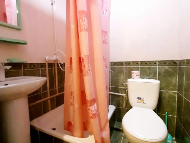 Люкс №2 однокомнатный, база отдыха «Алекси», Кирилловка. Фото 3