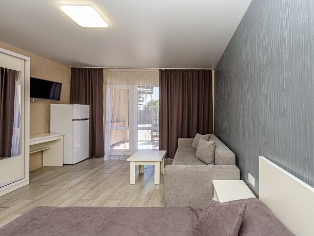 Люкс №1 однокомнатный, гостевой дом «LIBERTY», Кирилловка. Фото 9