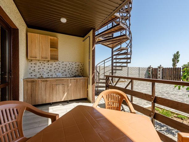 Люкс №1 однокомнатный, гостевой дом «LIBERTY», Кирилловка. Фото 5