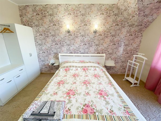 Люкс №1 трехкомнатный, коттедж «Танитедж», Кирилловка. Фото 9