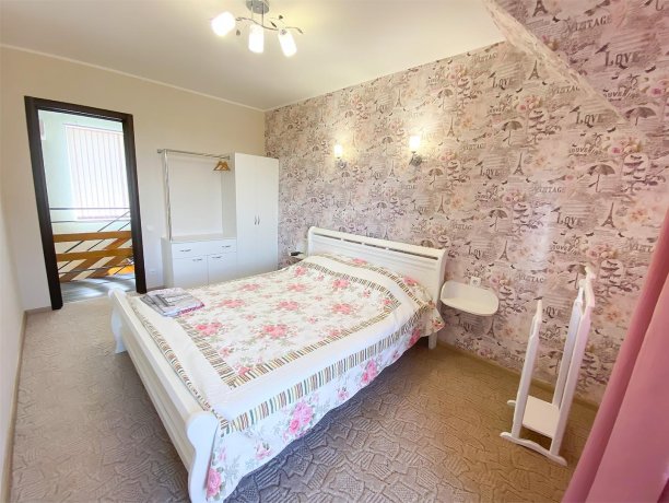 Люкс №1 трехкомнатный, коттедж «Танитедж», Кирилловка. Фото 10