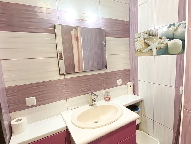 Люкс №1 трехкомнатный, коттедж «Танитедж», Кирилловка. Фото 1