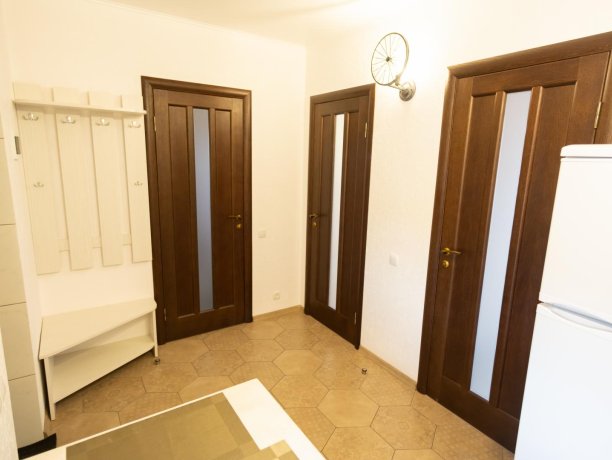 Люкс №4 двухкомнатный, коттедж «Танитедж», Кирилловка. Фото 9