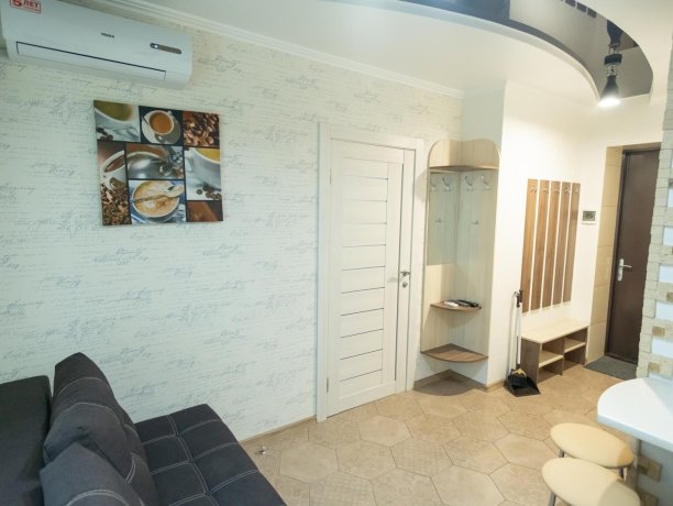 Люкс №7 однокомнатный, коттедж «Танитедж», Кирилловка. Фото 3