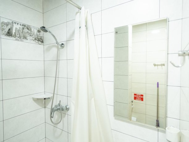 Люкс №8 однокомнатный, коттедж «Танитедж», Кирилловка. Фото 2