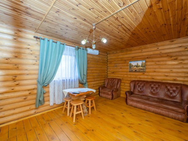 Коттедж №2 трехкомнатный, база отдыха «Маричка», Кирилловка. Фото 10